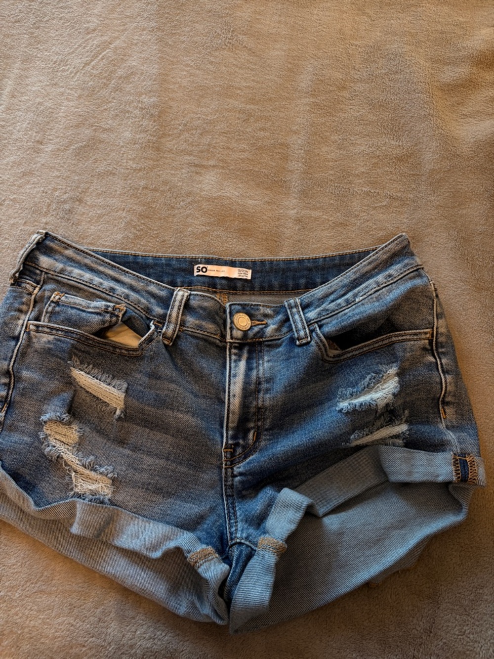 SO Low-Rise Shortie Denim Shorts in Medium Blue